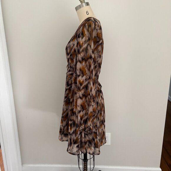 Steve Madden Women's Rami V-Neck Empire Waist Mini Dress NWT Size M - Picture 3 of 10